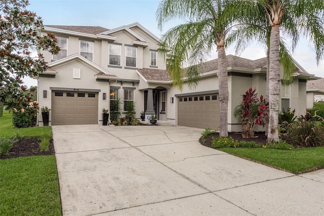 view of front of property featuring a front yard