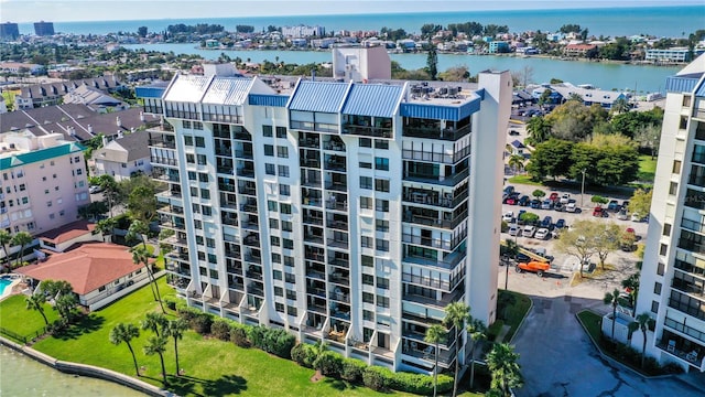 bird's eye view featuring a water view