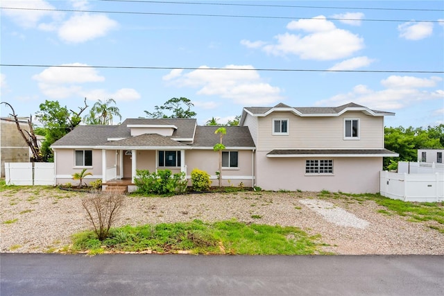 view of front of property