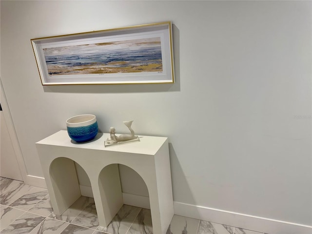 777 3rd Ave N Unit 908, Saint Petersburg, FL 33701 - detailed view of baseboards
