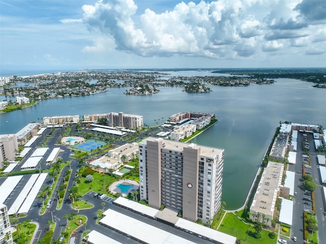 bird's eye view featuring a water view