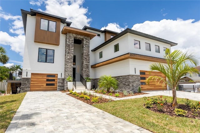2121 Bayou Grande Blvd NE, Saint Petersburg, FL 33703 - photo 1