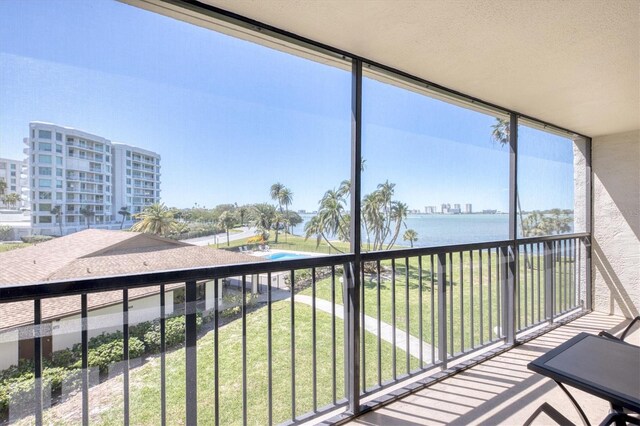 100 Oakmont Ln Unit 301, Belleair, FL 33756 - balcony featuring a water view