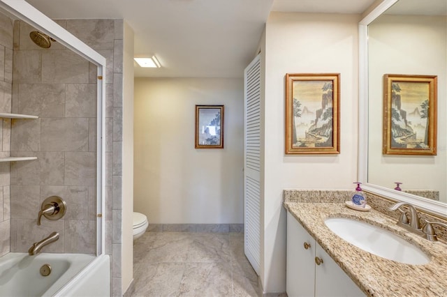 100 Oakmont Ln Unit 301, Belleair, FL 33756 - bathroom featuring vanity, baseboards, toilet, shower / tub combination, and a closet