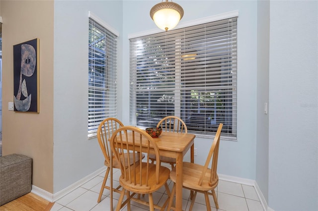 dining room featuring light tile patterned floors