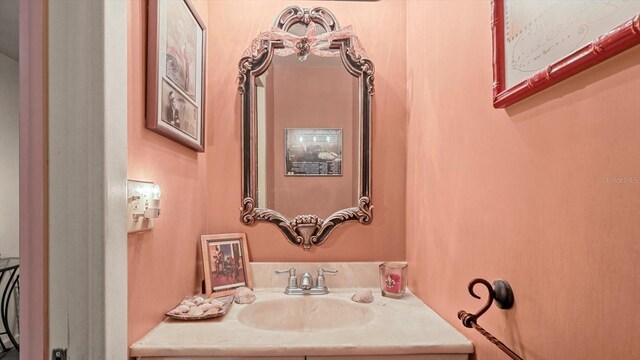 bathroom featuring sink