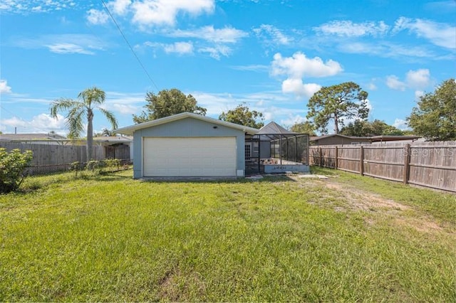 view of yard with a lanai