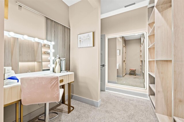 bathroom featuring baseboards and visible vents