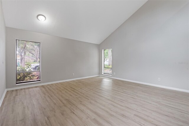 5841 Bay Pines Lakes Blvd, Saint Petersburg, FL 33708 - photo 11