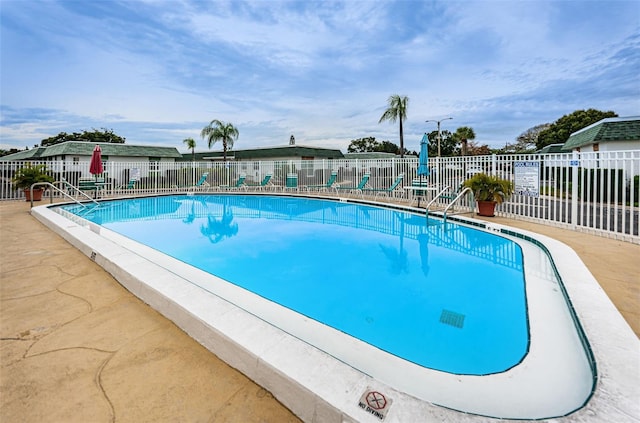 pool with fence