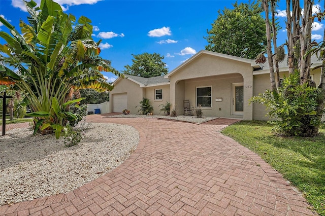 1740 51st St N, Saint Petersburg, FL 33710 - photo 1