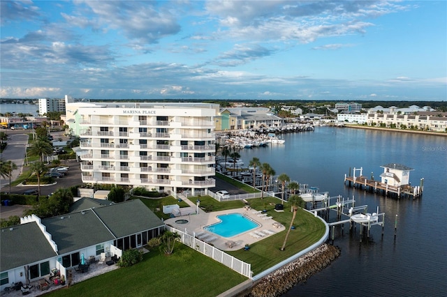 bird's eye view featuring a water view