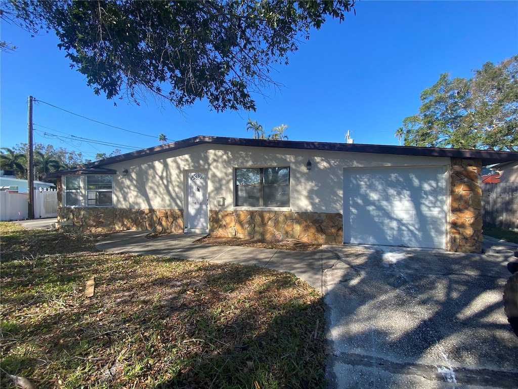 view of front of house featuring a garage