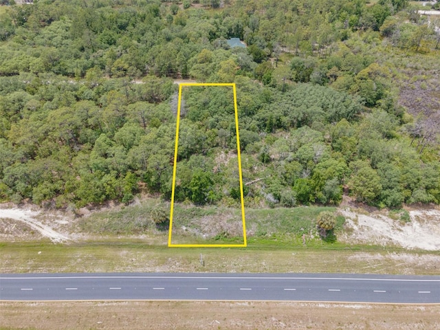 Listing photo 3 for 19021 Commercial Way, Brooksville FL 34614