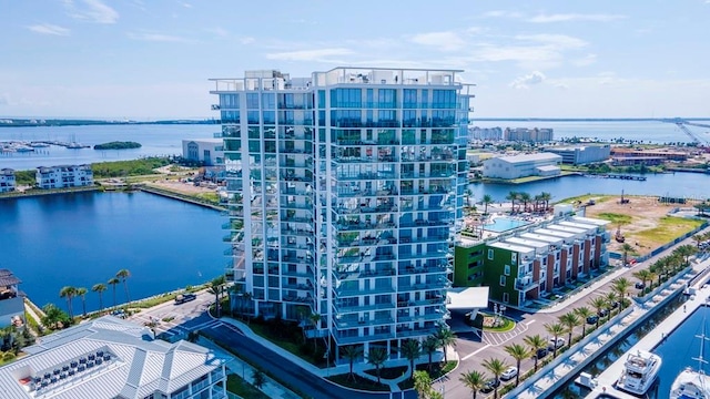 bird's eye view with a water view