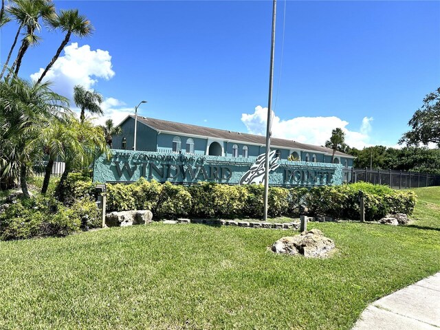 exterior space featuring a front lawn