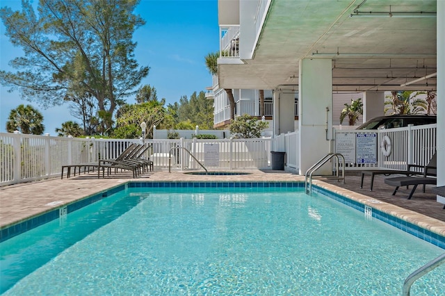 view of swimming pool