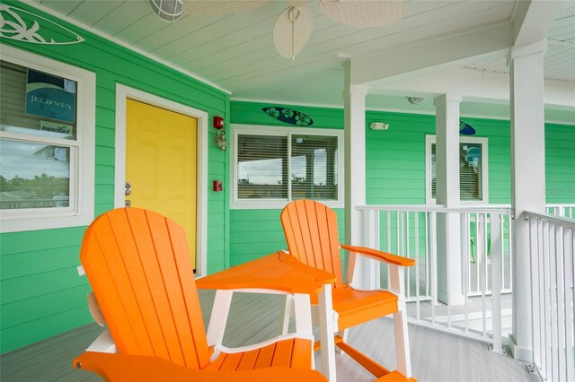 view of sunroom / solarium