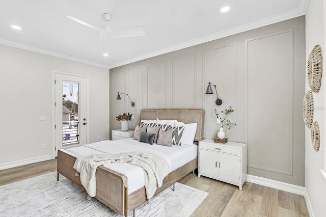 bedroom featuring access to outside, light hardwood / wood-style flooring, ceiling fan, and ornamental molding