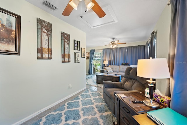 living room featuring ceiling fan