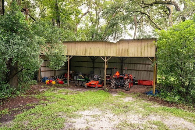 view of outbuilding