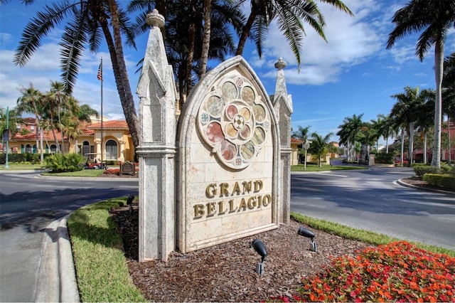 view of community / neighborhood sign