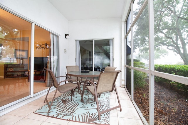 view of sunroom / solarium