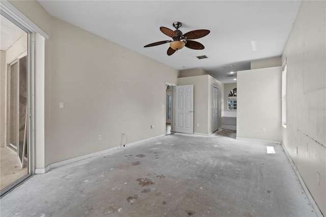 unfurnished bedroom with ceiling fan