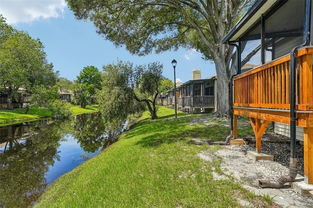 view of yard featuring a water view