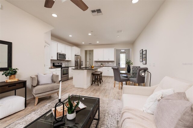 17860 Althea Blue Pl, Lutz, FL 33558 - photo 13