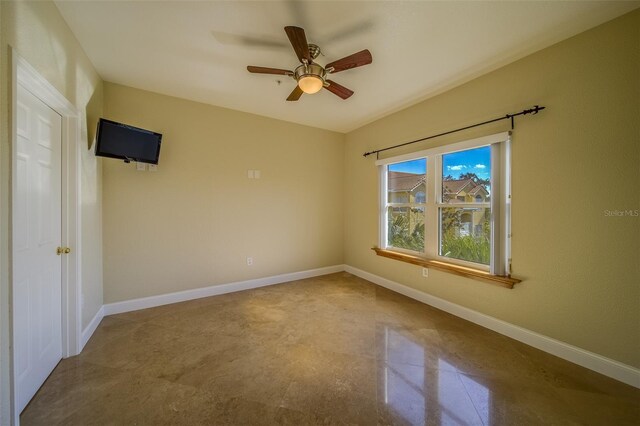 unfurnished bedroom with ceiling fan