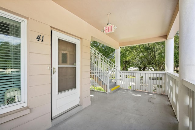 view of patio / terrace with covered porch