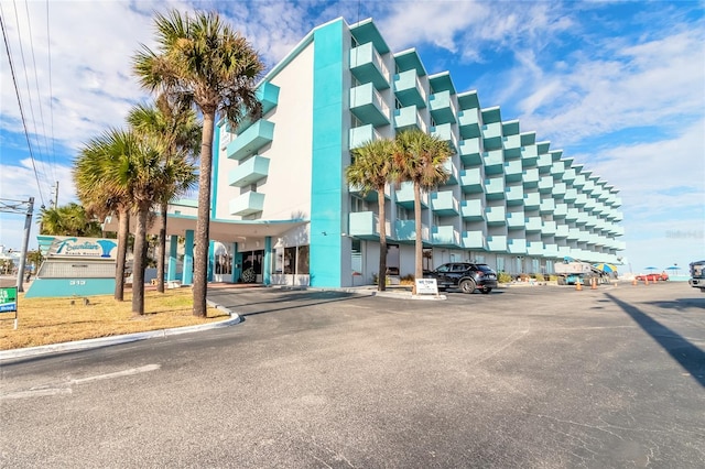 313 S Atlantic Ave Unit 519, Daytona Beach FL, 32118, 1 bedrooms, 1 bath condo for sale