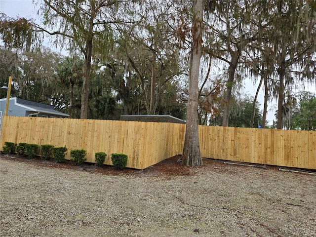 view of yard featuring fence