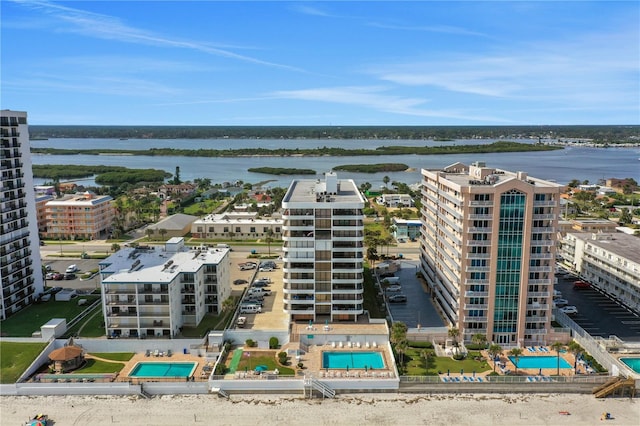 bird's eye view with a water view