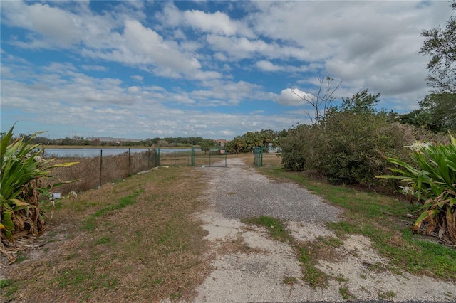 Listing photo 2 for 4950 County Road 46a Blvd, Sanford FL 32773