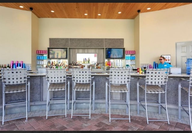 505 Ocean Course Ave Unit 505, Davenport, FL 33896 - bar featuring recessed lighting and wooden ceiling