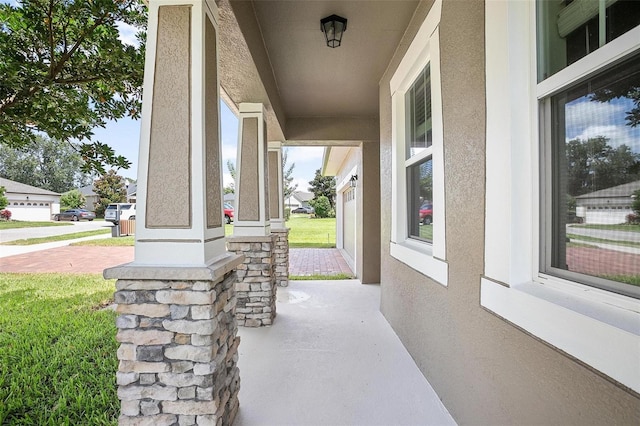 view of patio / terrace with covered porch