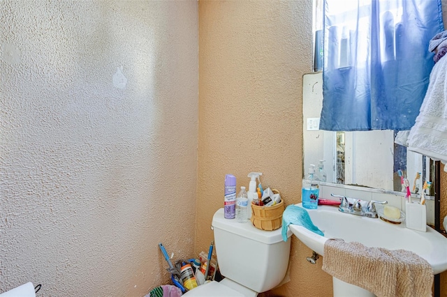 432 Marion St, Daytona Beach, FL 32114 - bathroom featuring sink and toilet