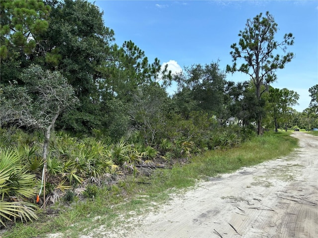 Listing photo 3 for 60 Fyfe Ave, Debary FL 32713