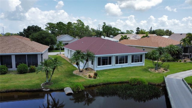 bird's eye view featuring a water view