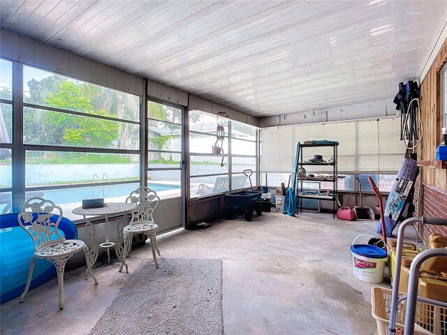 view of sunroom / solarium