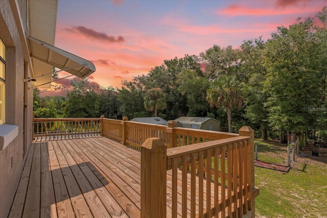 view of deck at dusk