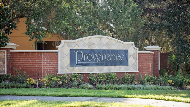 view of community / neighborhood sign