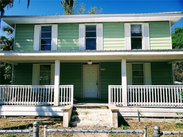 view of front of home featuring a porch