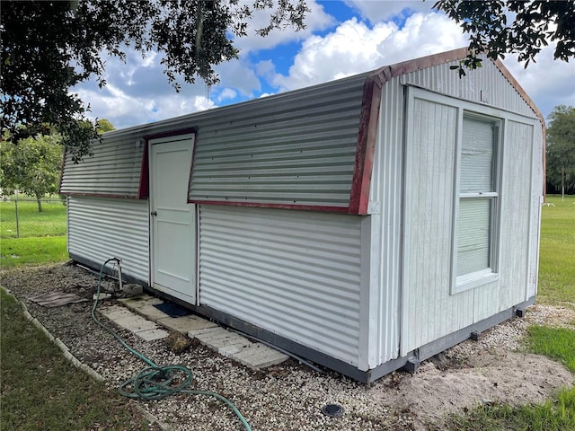 view of outbuilding