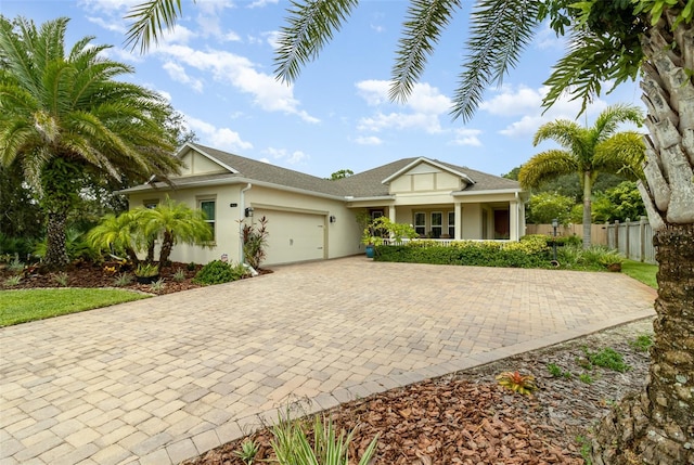 view of front facade featuring a garage