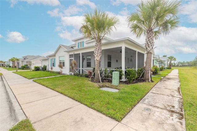 view of front facade with a front yard