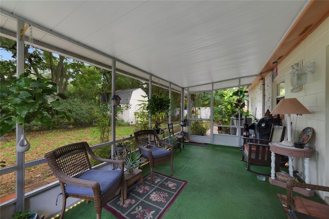 sunroom with a healthy amount of sunlight