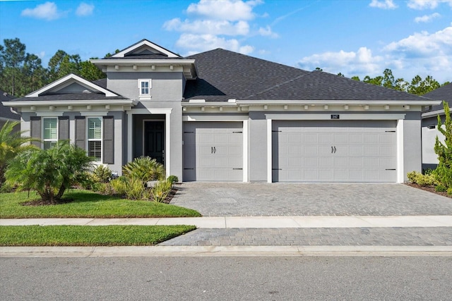 view of front facade with a garage